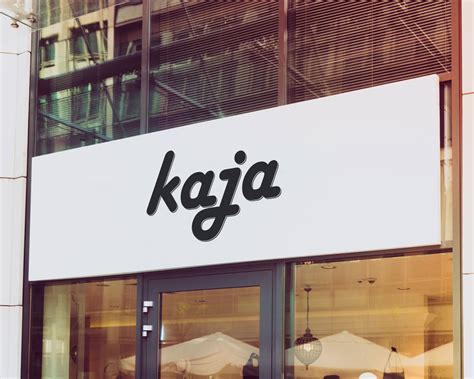 Free Mockup Store&nbsp;Sign